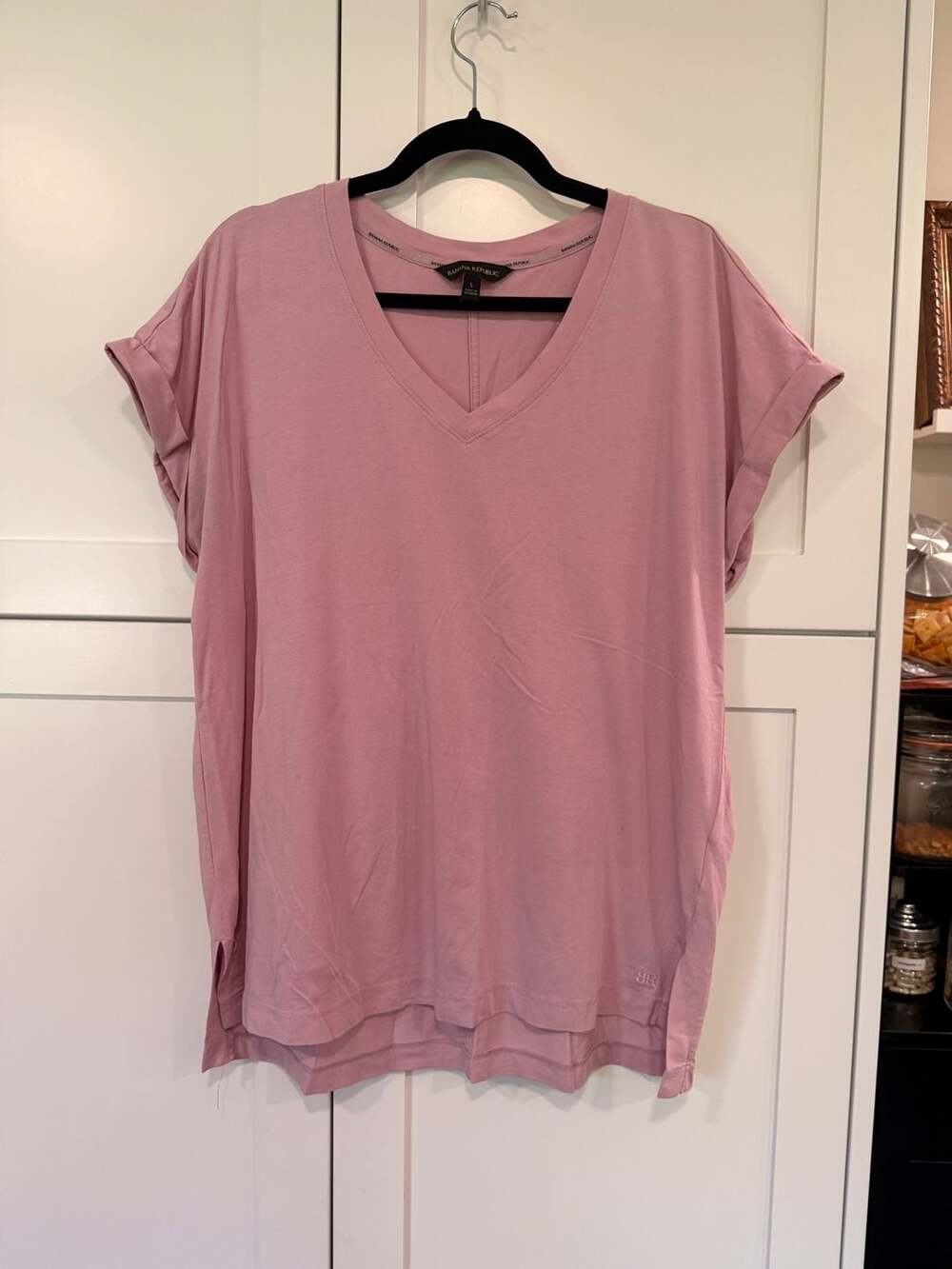 Banana Republic Women's Pink Cap Sleeve V-Neck T-Shirt